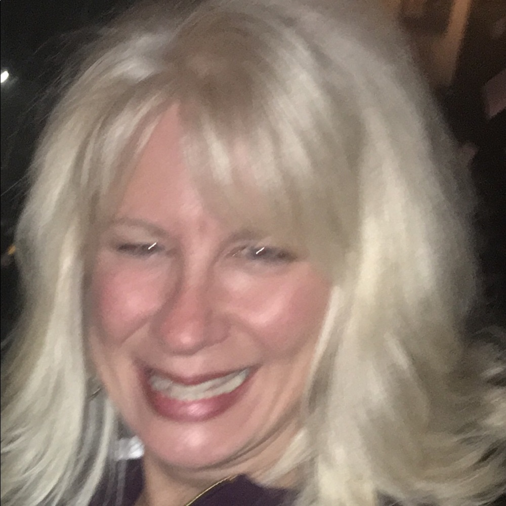 Meet your Posher, Pamela